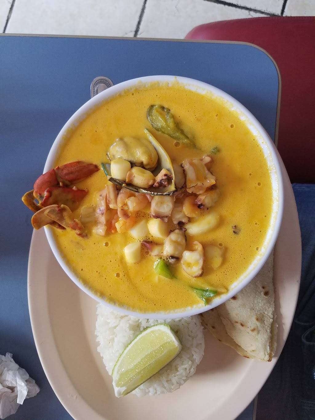 La Casa de Las Baleadas | restaurant | 100 SW 17th Ave, Miami, FL 33135, USA | 3056408581 OR +1 305-640-8581