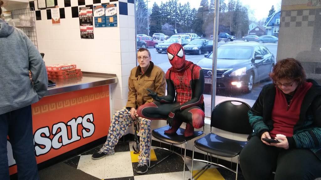 Little Caesars Pizza | meal takeaway | 7516 Pershing Blvd, Kenosha, WI 53142, USA | 2626971121 OR +1 262-697-1121