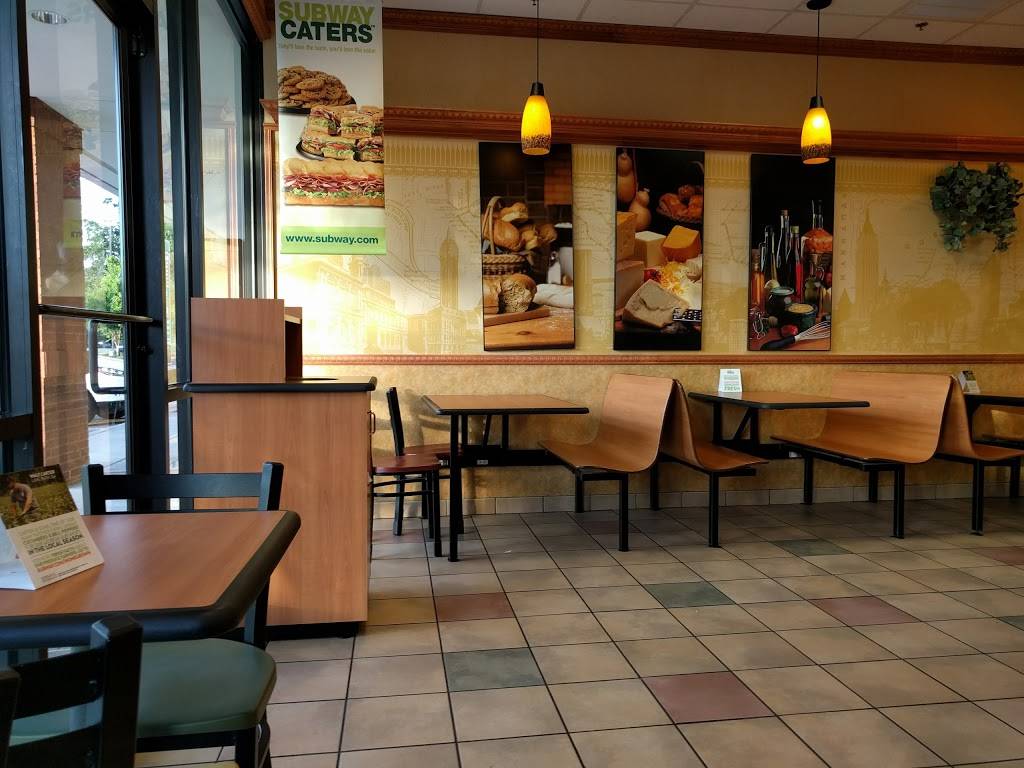 Subway Restaurants | restaurant | 7601 US Hwy 70 Suite 101 Appling Crossing Kroger Center, Bartlett, TN 38133, USA | 9013869825 OR +1 901-386-9825