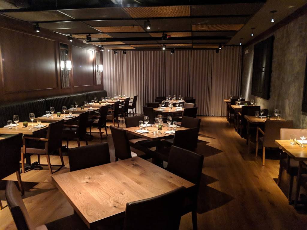 The Establishment | restaurant | 28 Broad St, Charleston, SC 29401, USA | 8437894028 OR +1 843-789-4028