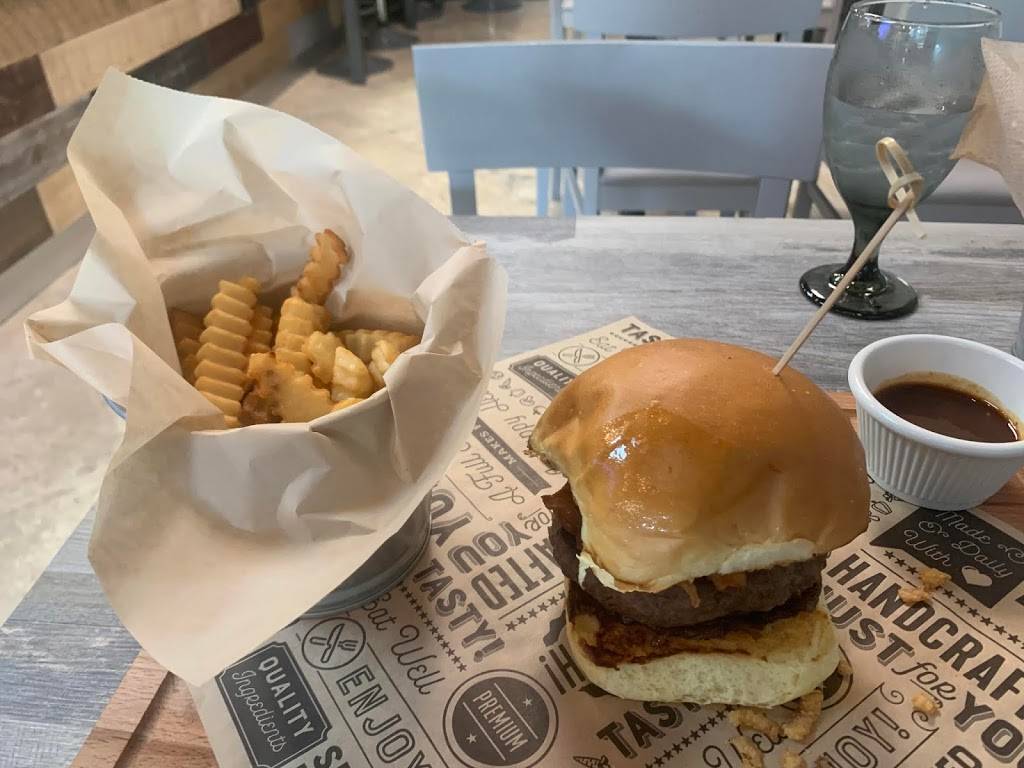 251 Tap Room | restaurant | 9704 Clint Moore Rd Suite A-105, Boca Raton, FL 33496, USA | 5613673892 OR +1 561-367-3892