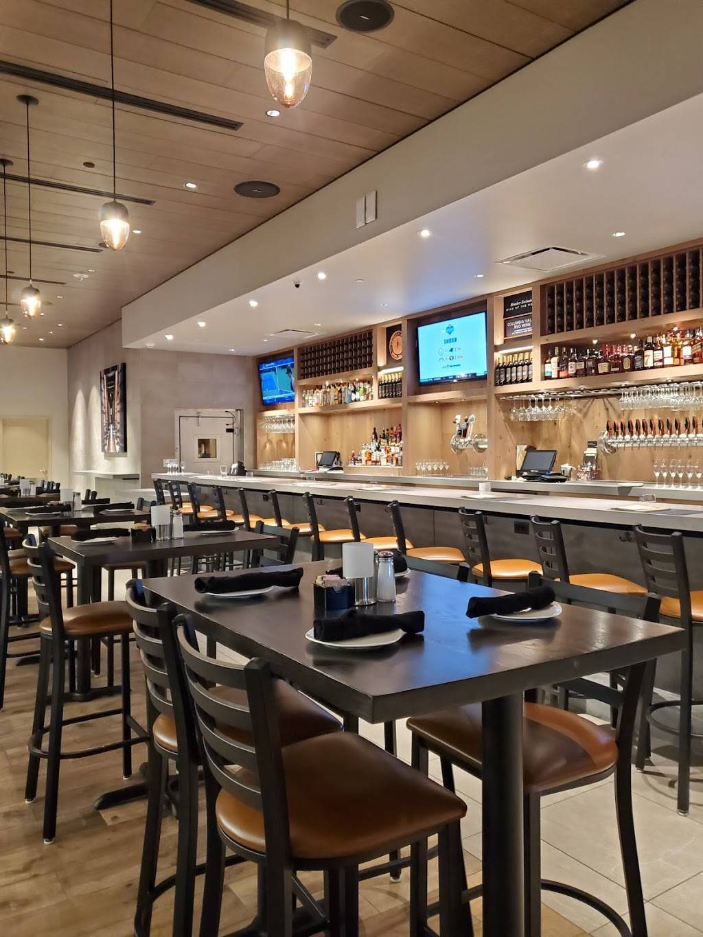 Coopers Hawk Winery & Restaurant | restaurant | 2568 E Sunrise Blvd, Fort Lauderdale, FL 33304, USA | 7547559463 OR +1 754-755-9463