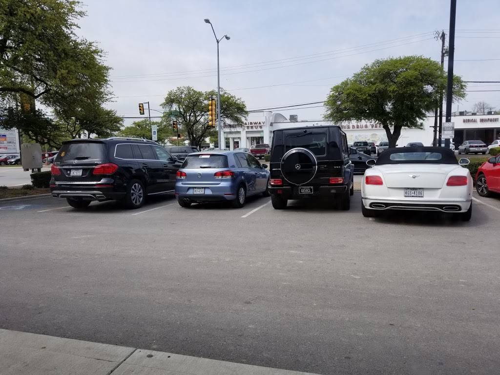 Shortstop To Go | restaurant | 6025 Royal Ln # 101, Dallas, TX 75230, USA | 2142658828 OR +1 214-265-8828