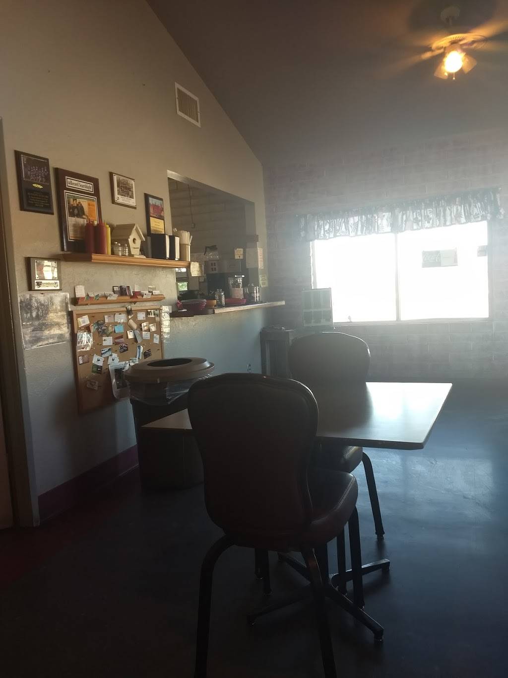 Bonneys Burgers | restaurant | 17415 Palm Ave, Anderson, CA 96007, USA | 5303572011 OR +1 530-357-2011