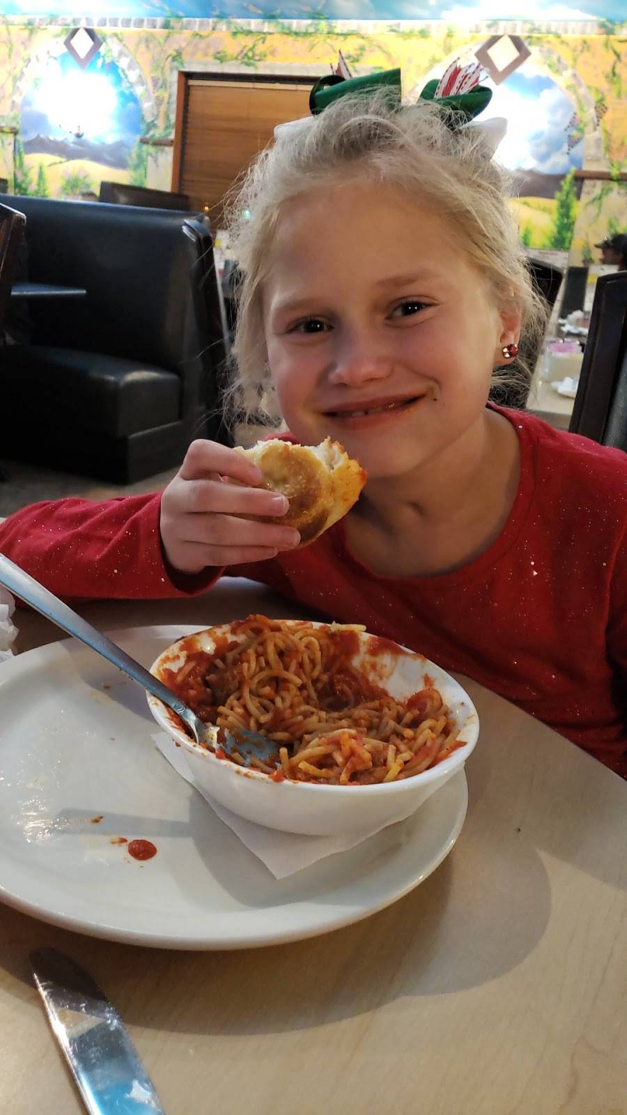 Giuseppes Italian Grill | restaurant | 3003 TX-123, Seguin, TX 78155, USA | 8305495417 OR +1 830-549-5417