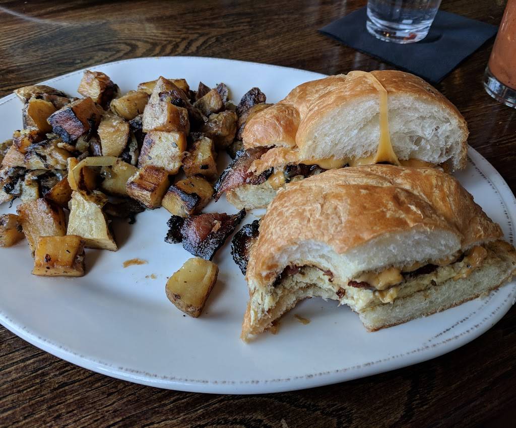 The First Post | restaurant | 3691 E Market St, York, PA 17402, USA | 7174308115 OR +1 717-430-8115