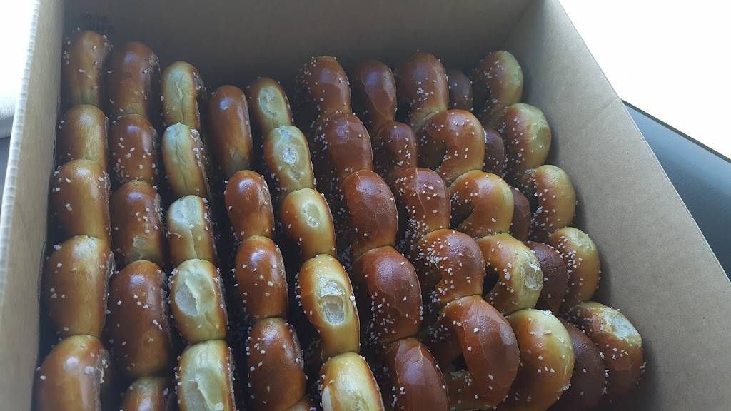 Phlorida Pretzel | restaurant | 168 NW 51st St, Boca Raton, FL 33431, USA | 5619101846 OR +1 561-910-1846