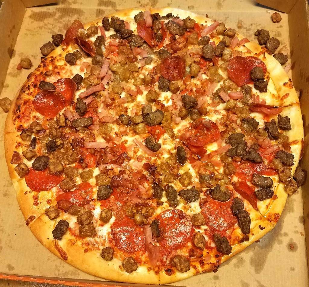Little Caesars Pizza | meal delivery | 2010 Lamar Ave, Paris, TX 75460, USA | 9037378422 OR +1 903-737-8422