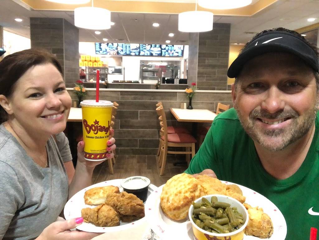 Bojangles | restaurant | 850 GA-96, Warner Robins, GA 31088, USA | 4783133337 OR +1 478-313-3337