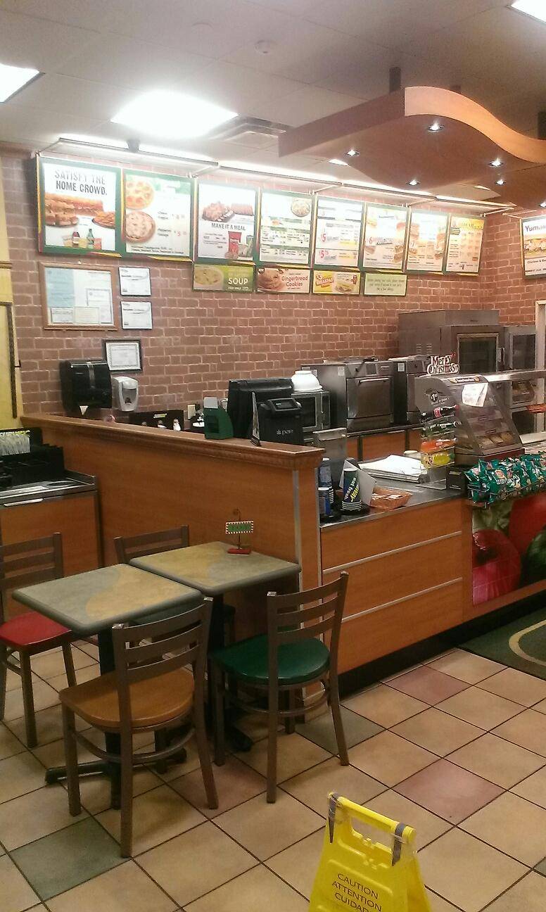 Subway | restaurant | 90 B River St, Waltham, MA 02453, USA | 7813981700 OR +1 781-398-1700