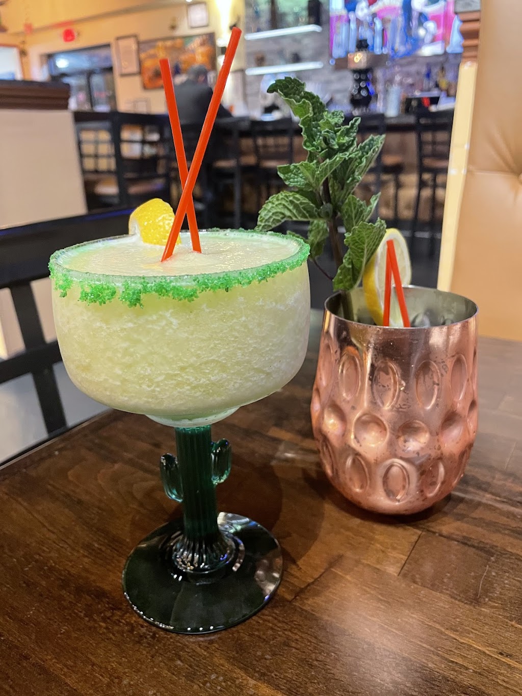 El Patio Colombiano | restaurant | 27 Carmans Rd, Massapequa, NY 11758, USA | 5163083805 OR +1 516-308-3805