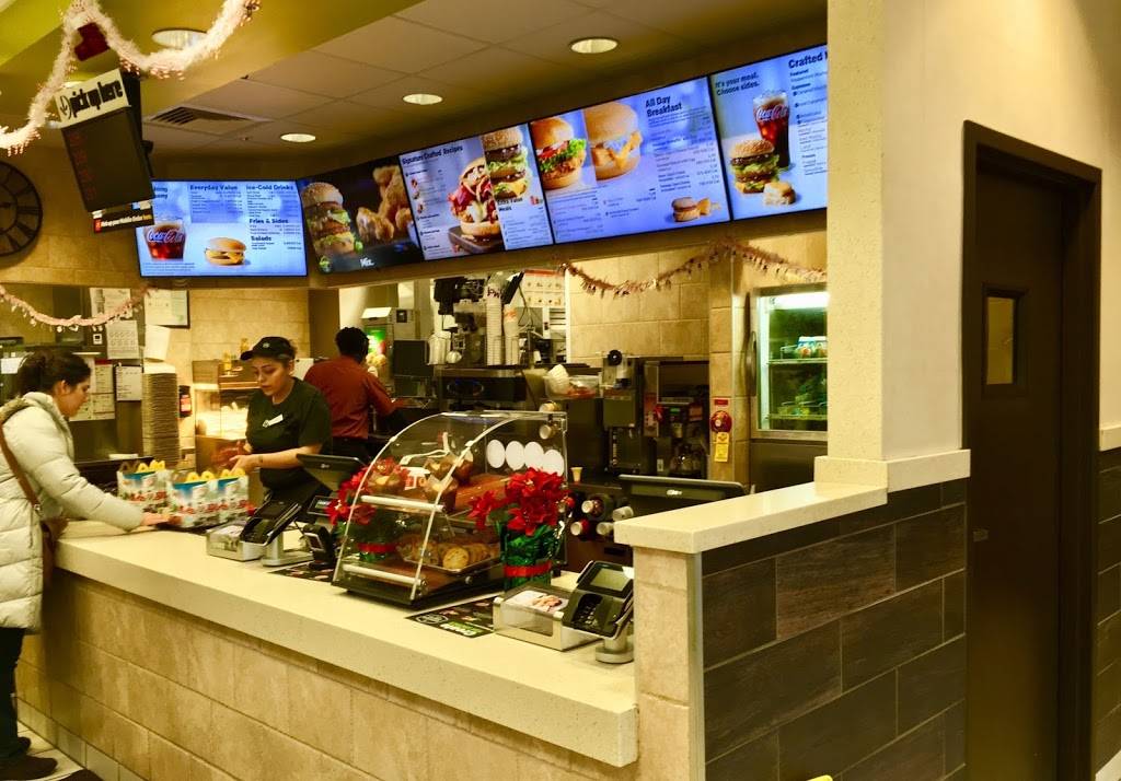 McDonalds | cafe | 626 N Harlem Ave, River Forest, IL 60305, USA | 7087715189 OR +1 708-771-5189