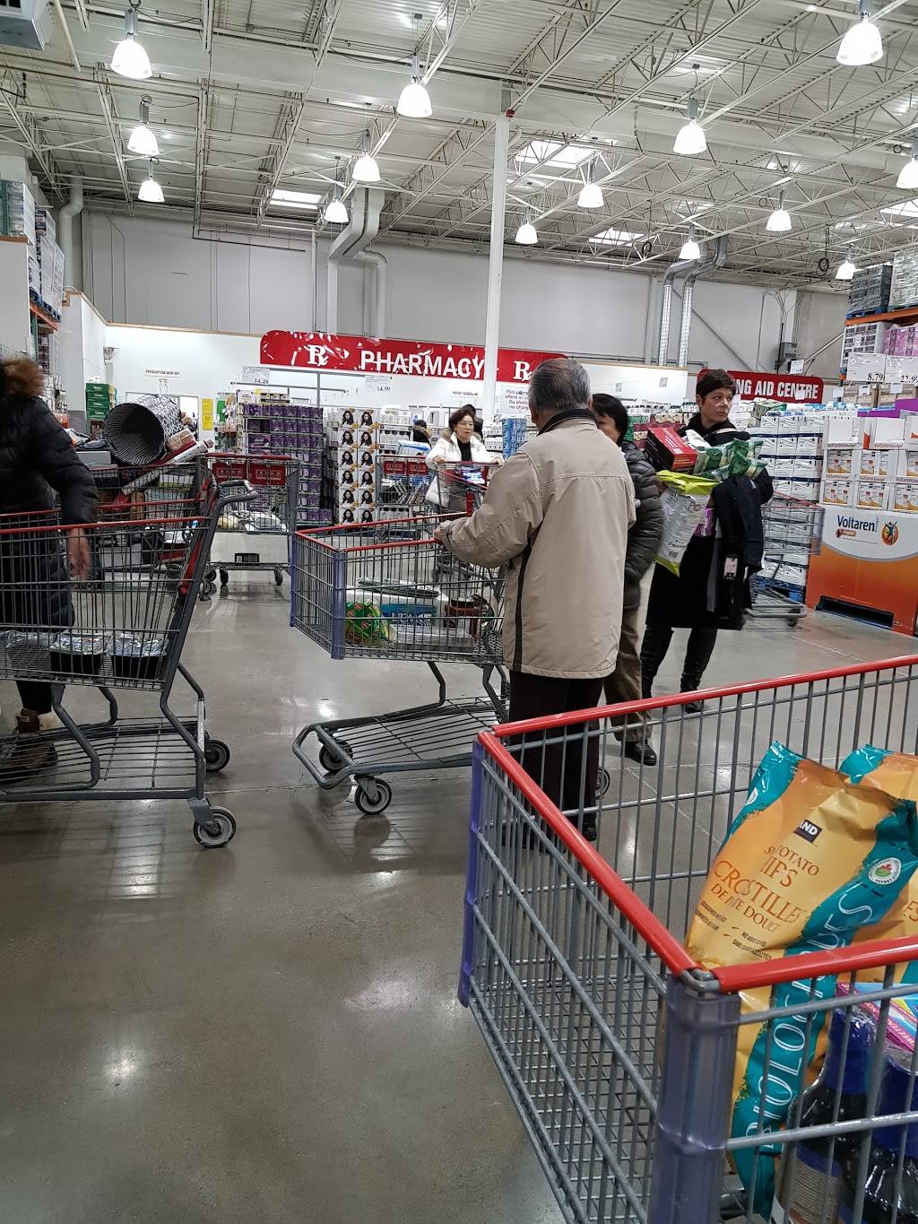 Costco Food Court | restaurant | 50 Queen Elizabeth Blvd, Etobicoke, ON M8Z 1M1, Canada | 4162512832 OR +1 416-251-2832