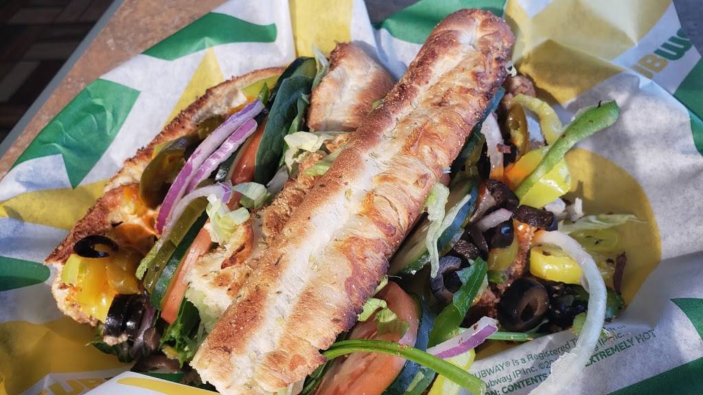 Subway | restaurant | 1805 South W S Young Drive, Killeen, TX 76543, USA | 2546907299 OR +1 254-690-7299