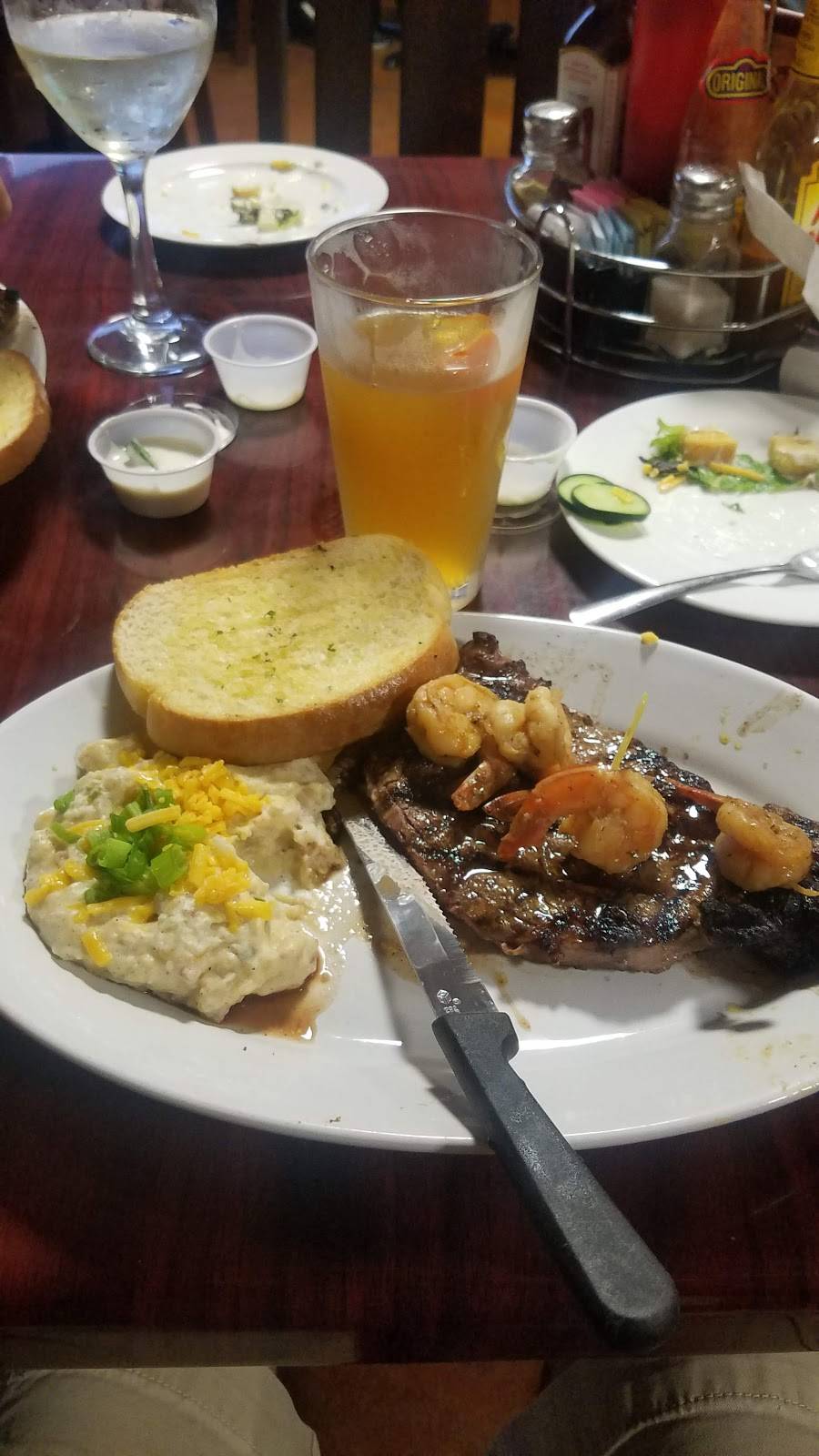 Central City Steak And Seafood | restaurant | 9550 Hooper Rd, Baton Rouge, LA 70818, USA | 2252272806 OR +1 225-227-2806