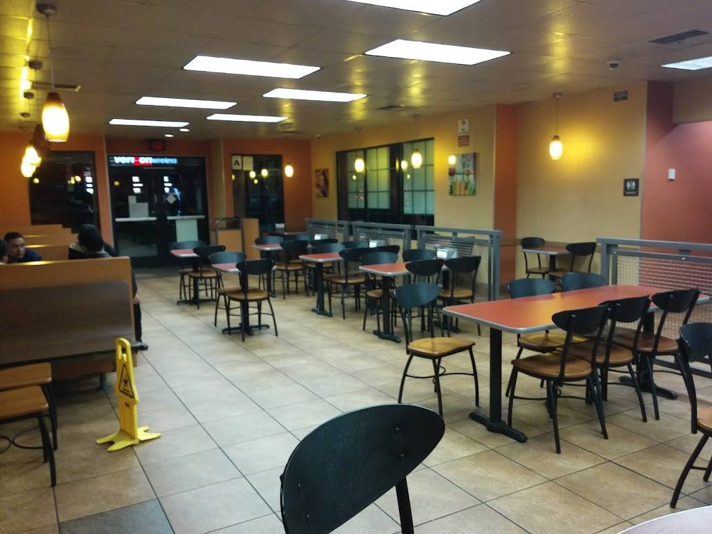 Jack in the Box | restaurant | 2296 Griffin Way, Corona, CA 92879, USA | 9512723761 OR +1 951-272-3761
