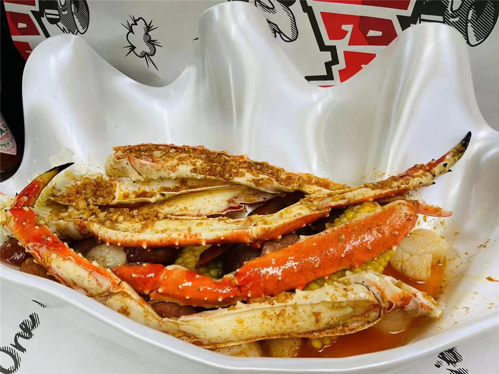 Millions Crab Richfield | restaurant | 9 E 66th St, Minneapolis, MN 55423, USA | 6122080615 OR +1 612-208-0615