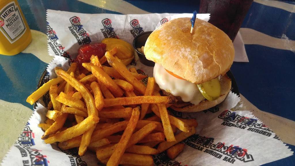 Graffiti Junktion Clermont | restaurant | 2400 S Hwy 27, Clermont, FL 34711, USA | 3524329331 OR +1 352-432-9331