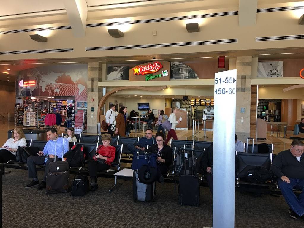 Carls Jr. | restaurant | 18601 Airport Way #2061, Santa Ana, CA 92707, USA | 9497249144 OR +1 949-724-9144