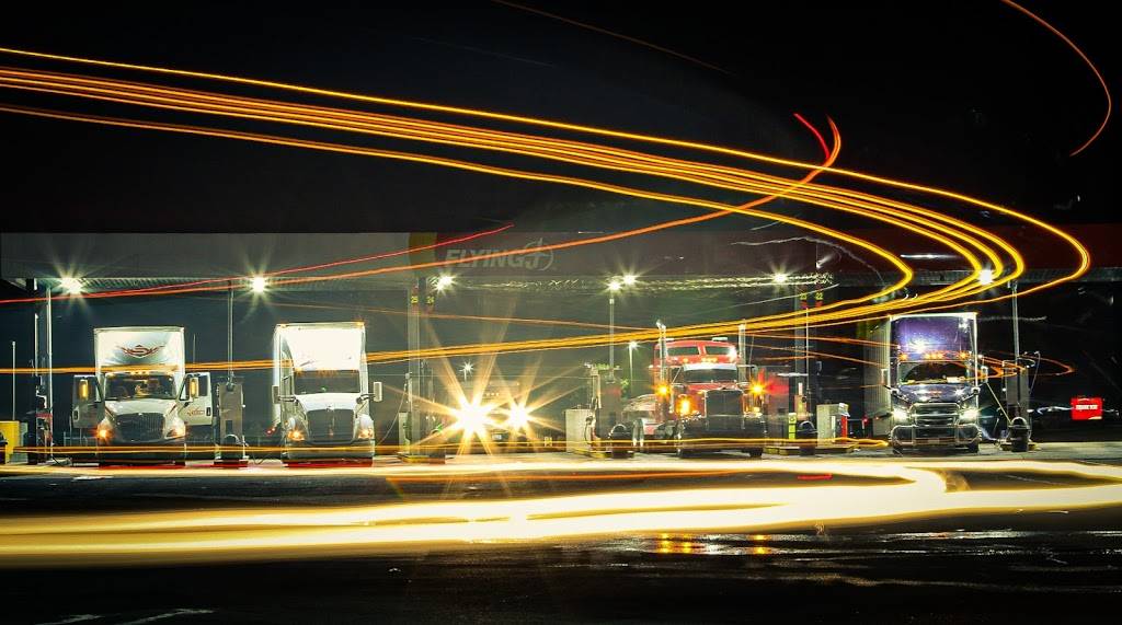 Flying J Travel Center | restaurant | 1420 TN-96 N, Fairview, TN 37062, USA | 6157994116 OR +1 615-799-4116