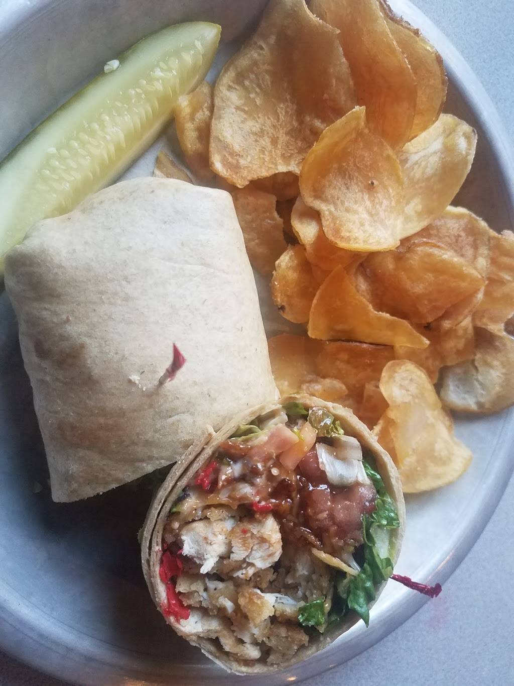 Dales Bar & Grill | restaurant | 322 Conant St, Maumee, OH 43537, USA | 4198933113 OR +1 419-893-3113