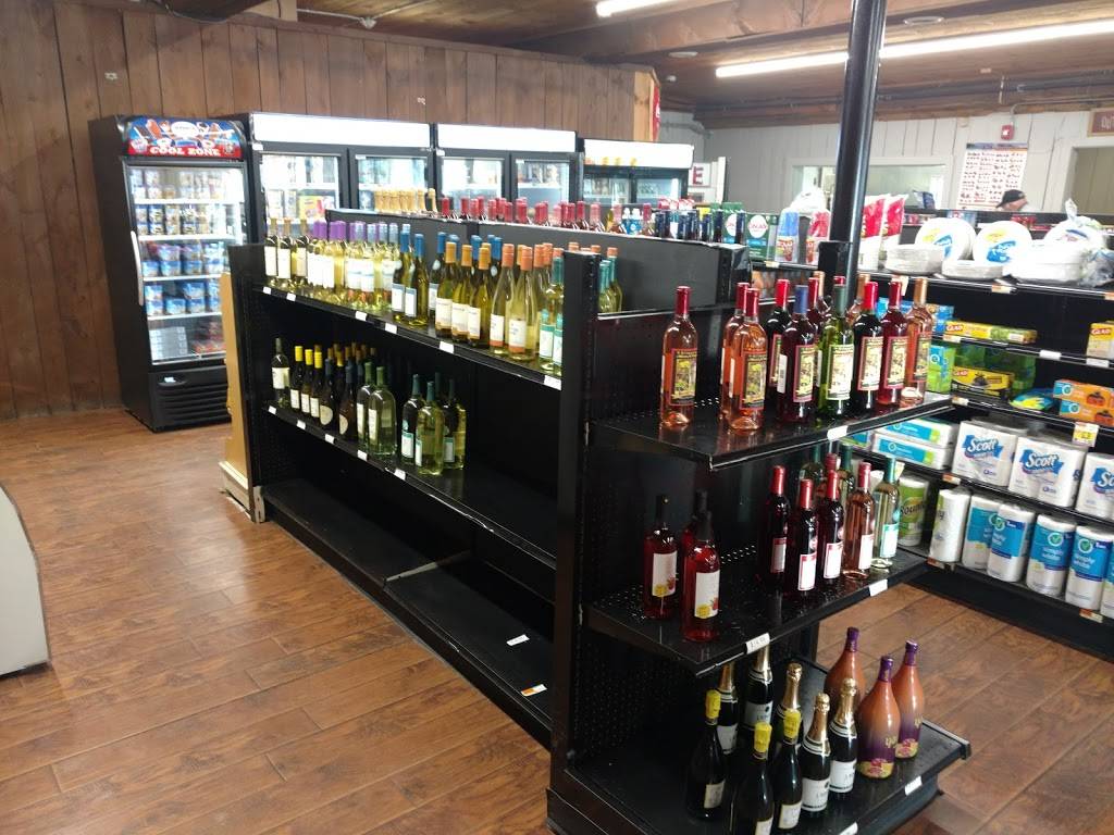 The Old Barnstead Country Store | meal takeaway | 107 Maple St, Center Barnstead, NH 03225, USA | 6032693000 OR +1 603-269-3000