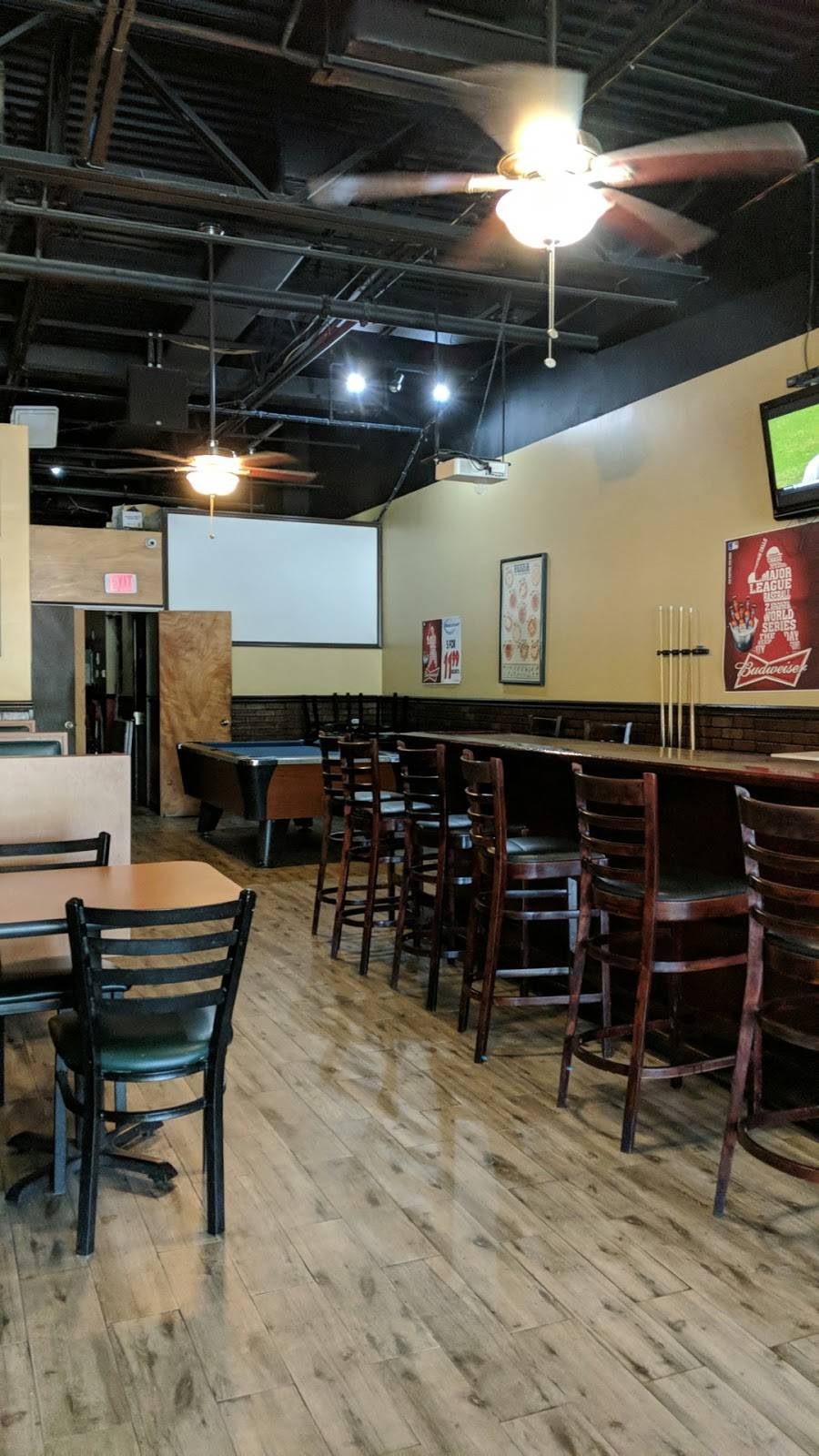 Juniors Pizza, Subs & Wings | restaurant | 1787 N Congress Ave B, Boynton Beach, FL 33426, USA | 5613749099 OR +1 561-374-9099