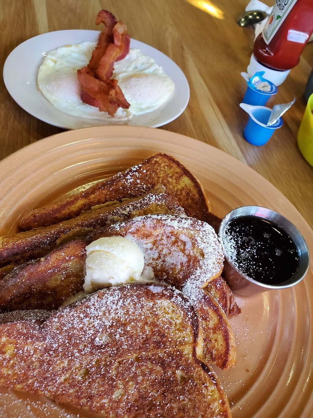 Country Cafe | restaurant | 2321 E 4th St, Santa Ana, CA 92705, USA | 6572475441 OR +1 657-247-5441