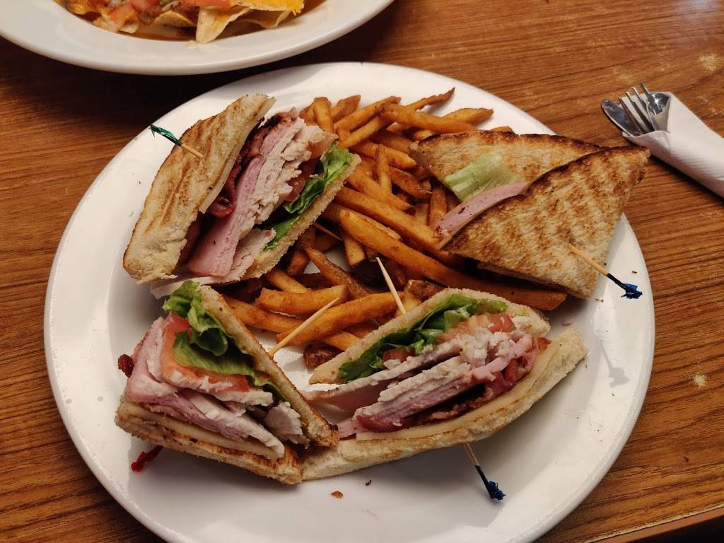 Dennys | restaurant | 3700 Highbury Ave S, London, ON N6N 1P3, Canada | 5196861307 OR +1 519-686-1307