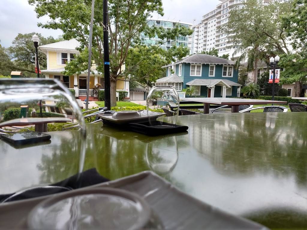 Shari Sushi | restaurant | 621 E Central Blvd, Orlando, FL 32801, USA | 4074209420 OR +1 407-420-9420