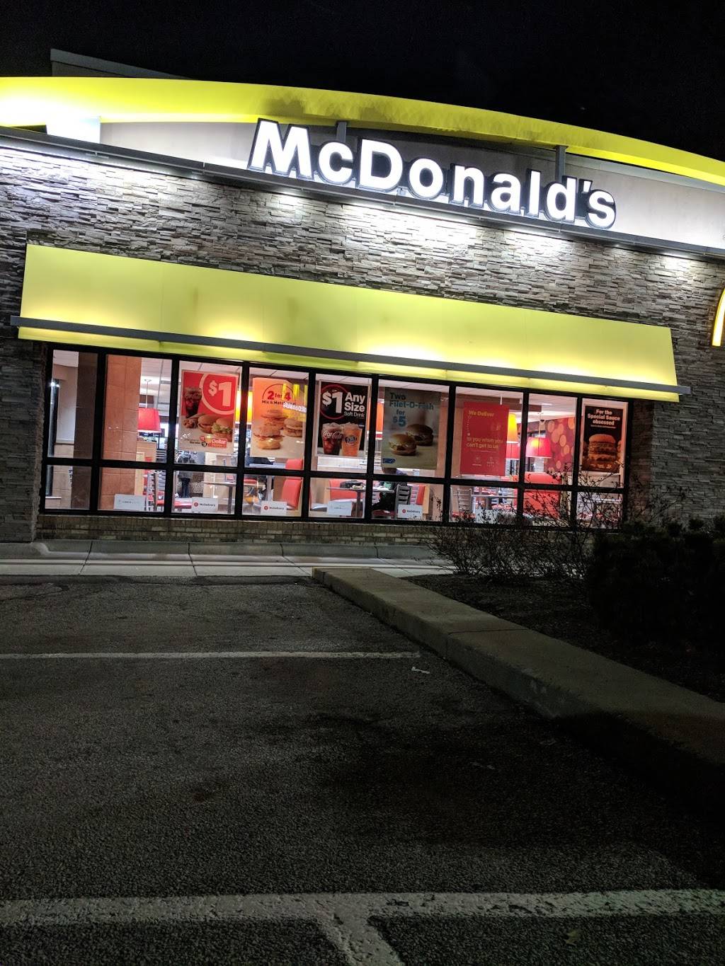 McDonalds | cafe | 27322 Lorain Rd, North Olmsted, OH 44070, USA | 4407776393 OR +1 440-777-6393