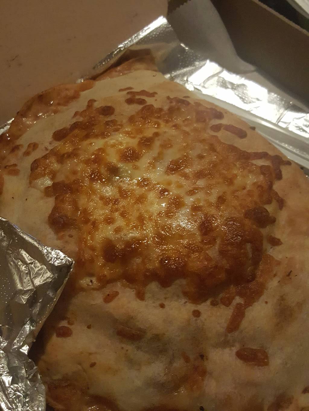 Chester Family Pizza | restaurant | 5504 Chester Ave, Philadelphia, PA 19143, USA | 2157270441 OR +1 215-727-0441