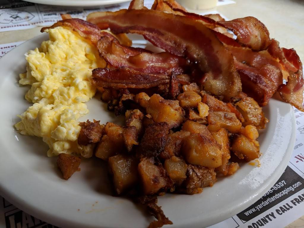 Hawley Diner | restaurant | 302 Main Ave, Hawley, PA 18428, USA | 5702260523 OR +1 570-226-0523