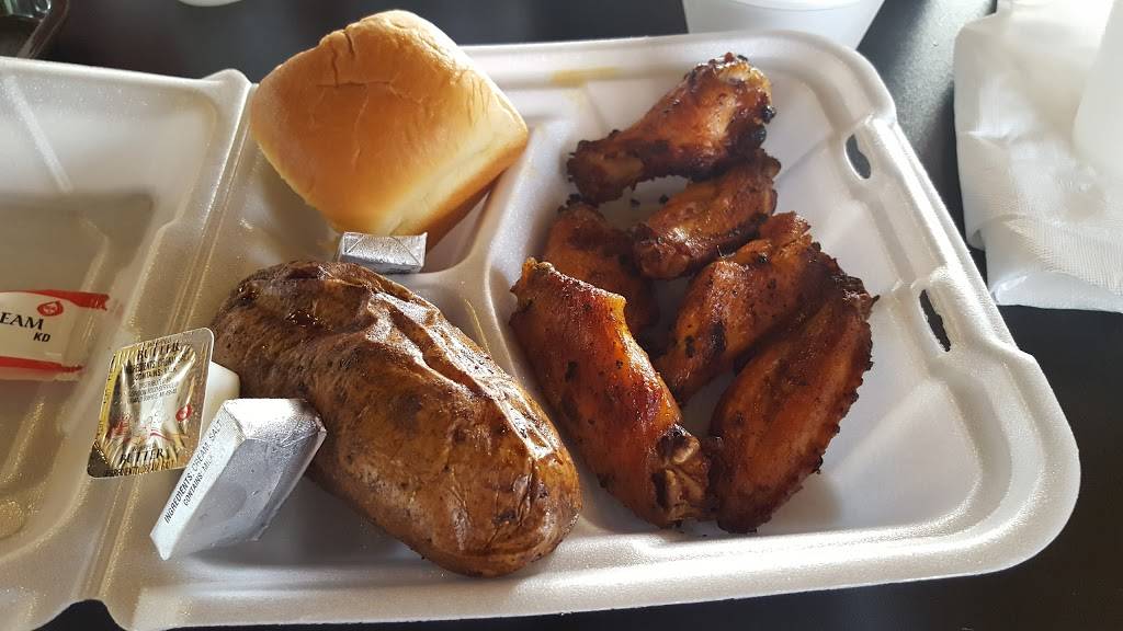 Silver Lake Chicken Shack | restaurant | 8343 W Hazel Rd, Mears, MI 49436, USA | 2318732511 OR +1 231-873-2511