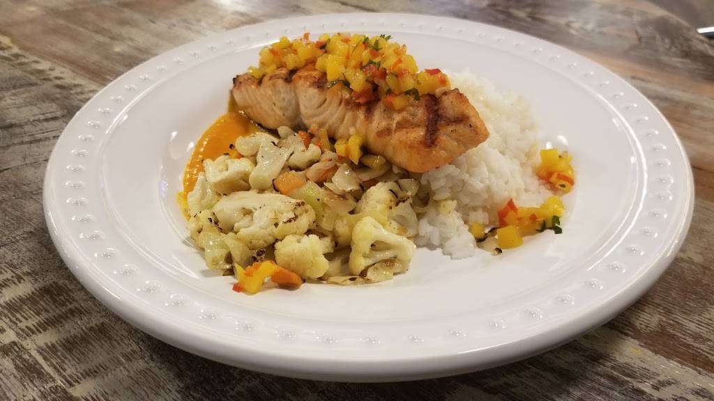 Catch on the Ave | restaurant | 2419 Mt Vernon Ave, Alexandria, VA 22301, USA | 7035661283 OR +1 703-566-1283