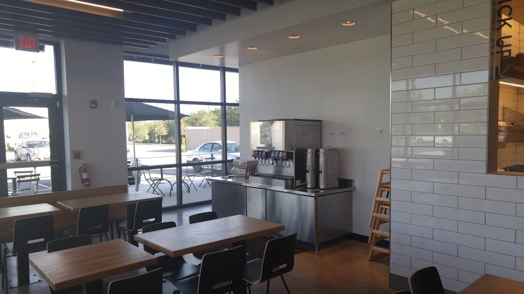 Chipotle Mexican Grill | restaurant | 10160 Ulmerton Rd, Largo, FL 33771, USA | 7275011354 OR +1 727-501-1354