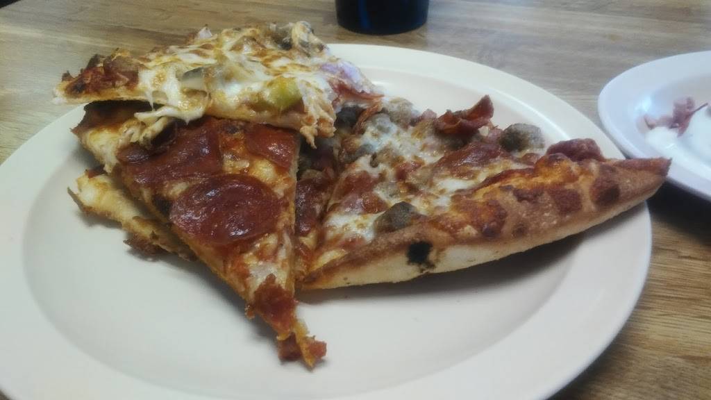 Franks House Of Pizza | restaurant | 1565, 610 N Woods Dr, Fountain Inn, SC 29644, USA | 8644092334 OR +1 864-409-2334