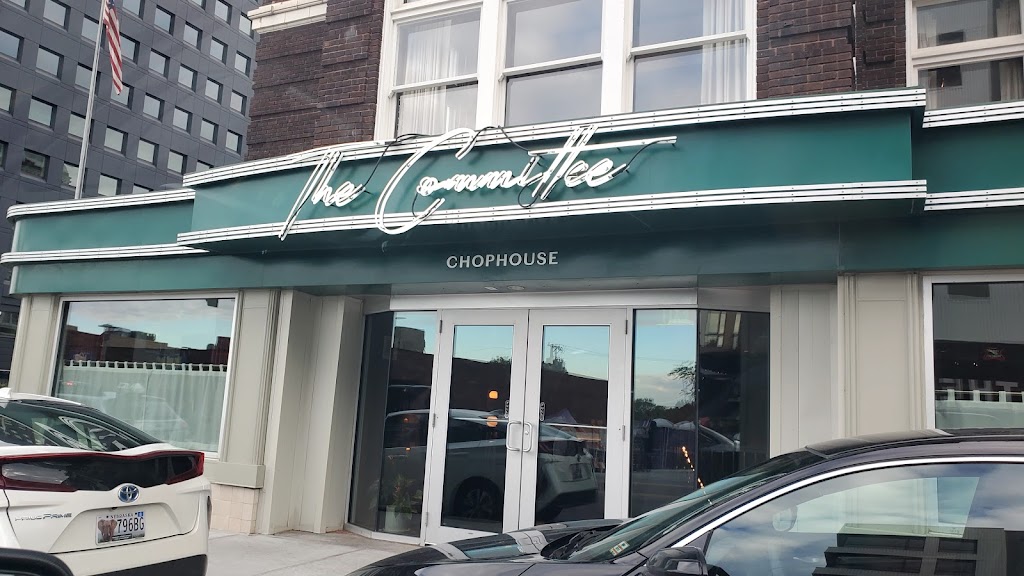 The Committee Chophouse | restaurant | 302 S 36th St, Omaha, NE 68131, USA | 4028109500 OR +1 402-810-9500