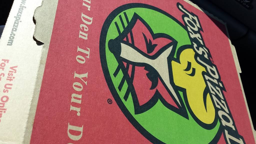 Foxs Pizza Den | restaurant | 19 N Miami St, West Milton, OH 45383, USA | 9376986000 OR +1 937-698-6000