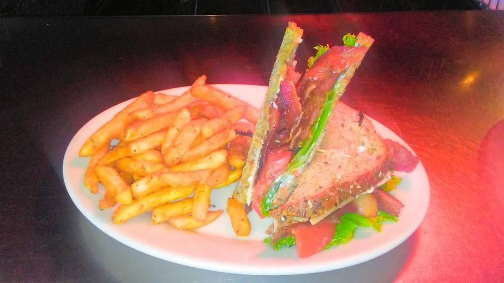 Stadiums Sports Bar | restaurant | 16065 SE McLoughlin Blvd, Oak Grove, OR 97267, USA | 5033058410 OR +1 503-305-8410