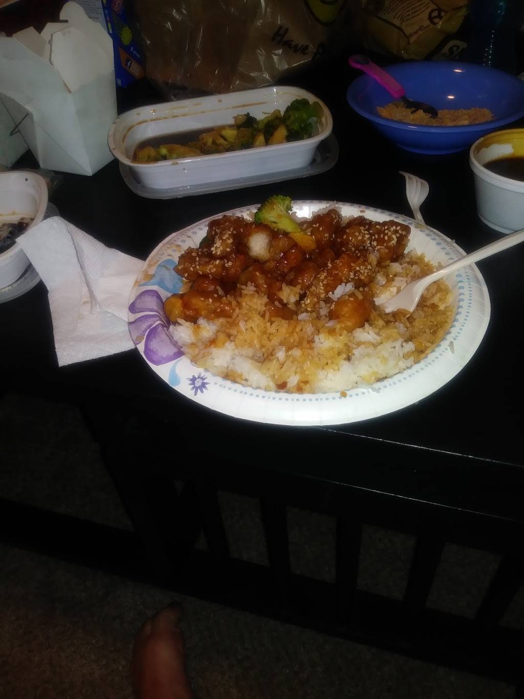 China King | restaurant | 6894, 313 Crossroads Blvd, Cary, NC 27518, USA | 9192338385 OR +1 919-233-8385