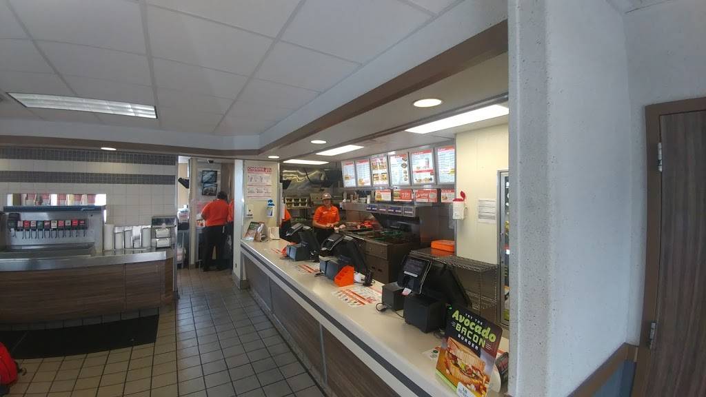 Whataburger | restaurant | 3105 Forest Ln, Dallas, TX 75234, USA | 9724811681 OR +1 972-481-1681
