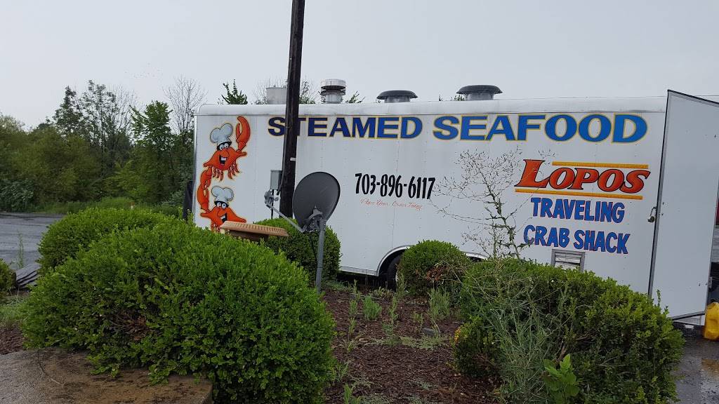 LOPOs Crab Shack | restaurant | 43083 John Mosby Hwy, Chantilly, VA 20152, USA | 7038966117 OR +1 703-896-6117