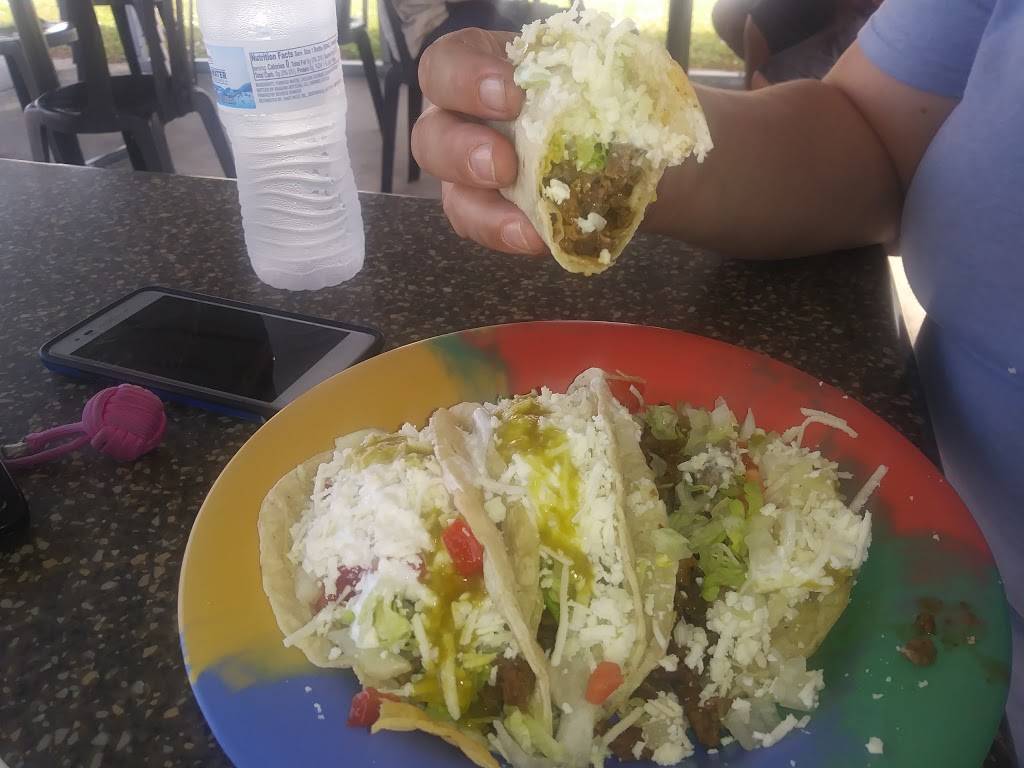 Nandos Taqueria | restaurant | 2640 S McCall Rd, Englewood, FL 34224, USA | 7062182069 OR +1 706-218-2069