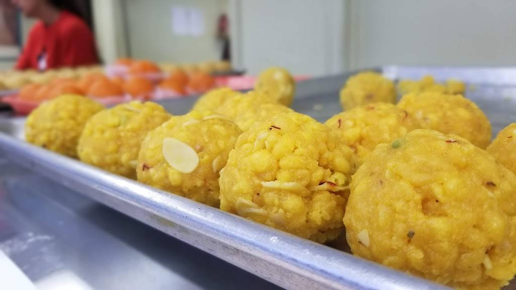 Matheson Sweets & Catering | restaurant | 450 Matheson Blvd E, Mississauga, ON L4Z 1R5, Canada | 9055070041 OR +1 905-507-0041