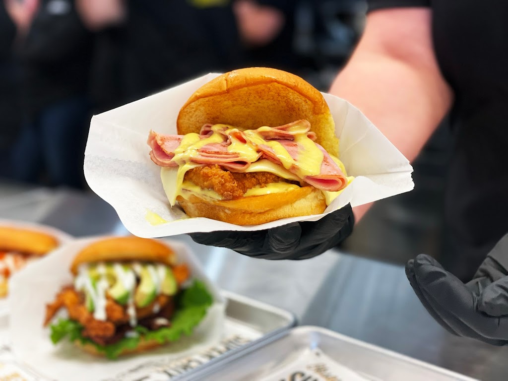 Super Chix - Williamsburg, VA - COMING SOON! | restaurant | 200 College Row Unit 3119, Williamsburg, VA 23185, USA | 7575852475 OR +1 757-585-2475