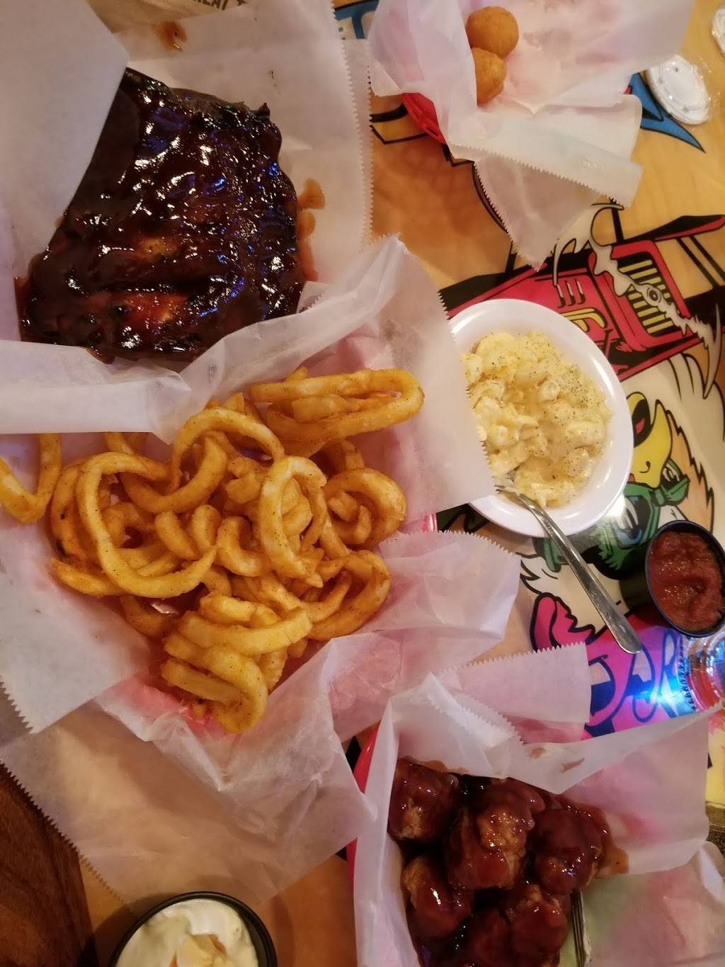 Wings Etc. | restaurant | 1925 Melody Ln, Greenfield, IN 46140, USA | 3173181016 OR +1 317-318-1016