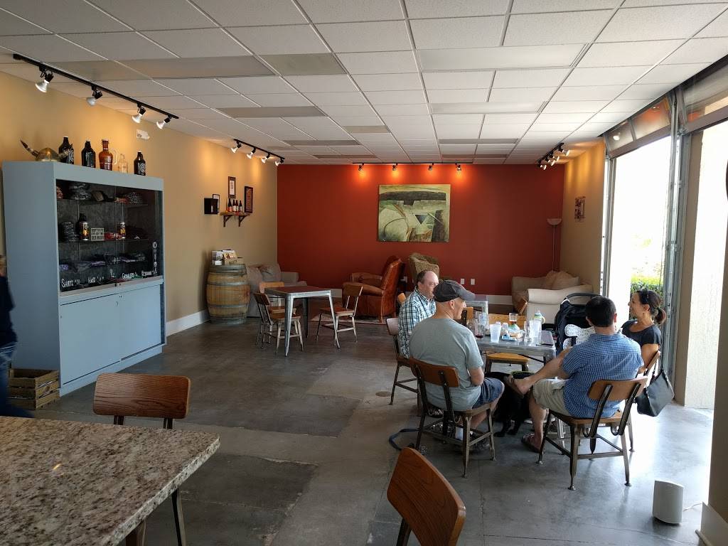 D9 Brewing Lake Norman | restaurant | 11138 Treynorth Dr, Cornelius, NC 28031, USA | 7042477200 OR +1 704-247-7200