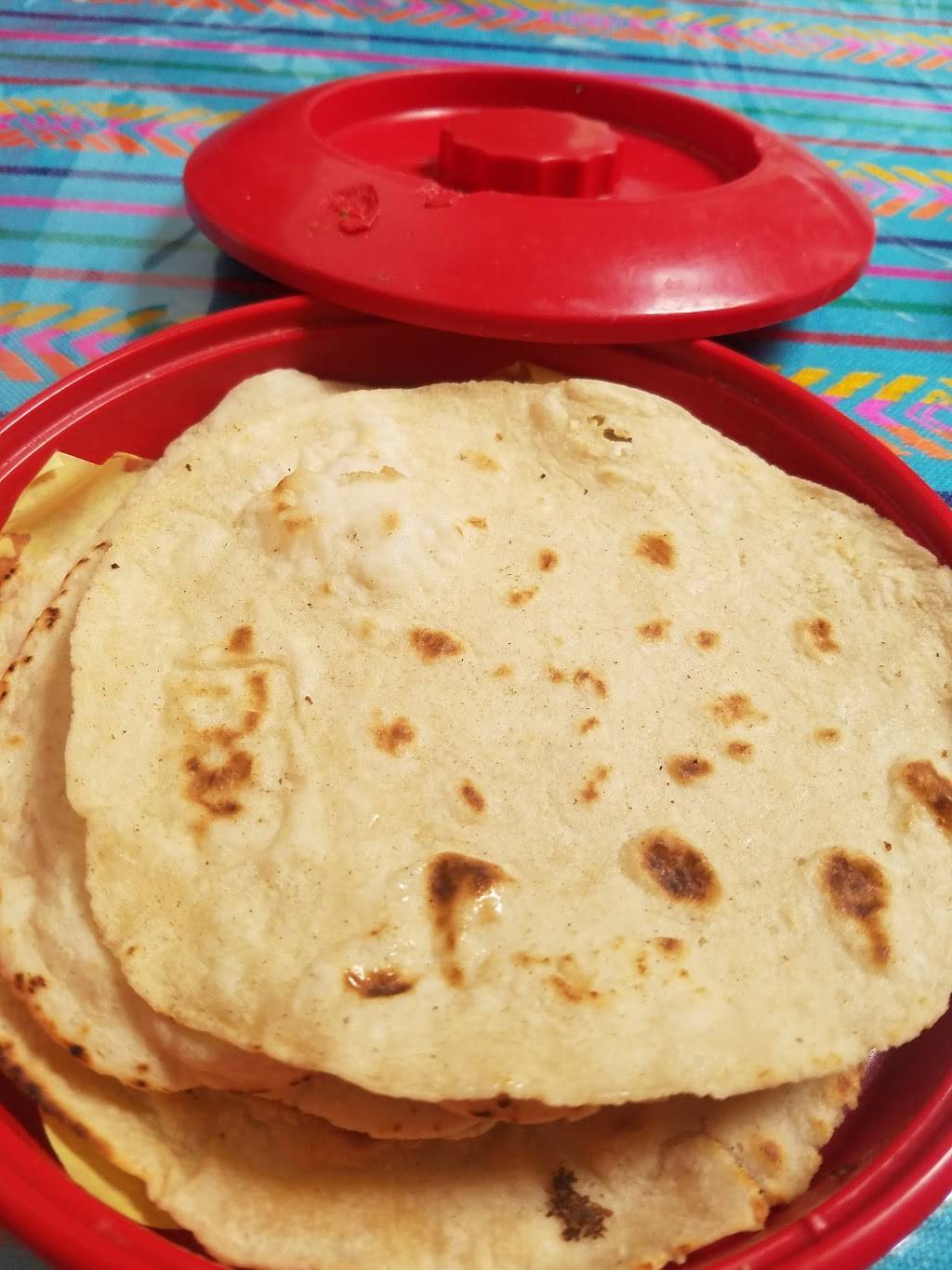 Mi Tierra Restaurant | restaurant | 11746 Victory Blvd, North Hollywood, CA 91606, USA | 8187559192 OR +1 818-755-9192