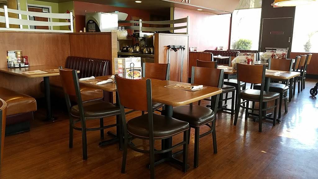 Dennys | restaurant | 12861 Encinitas Ave, Sylmar, CA 91342, USA | 8183678777 OR +1 818-367-8777
